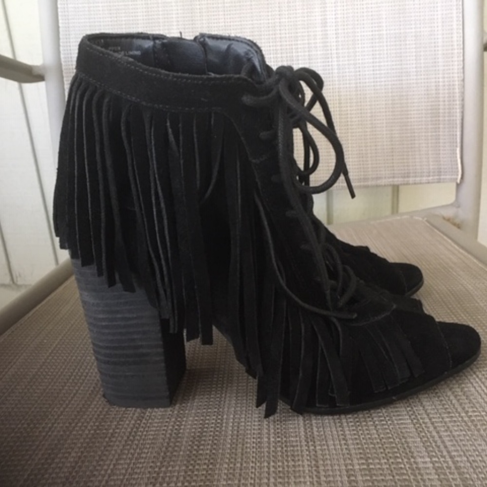 Gianni Bini Black Suede Fringe Heels Sandals